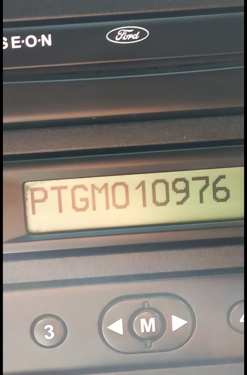 Ford radio M-serial shown on the on-screen display